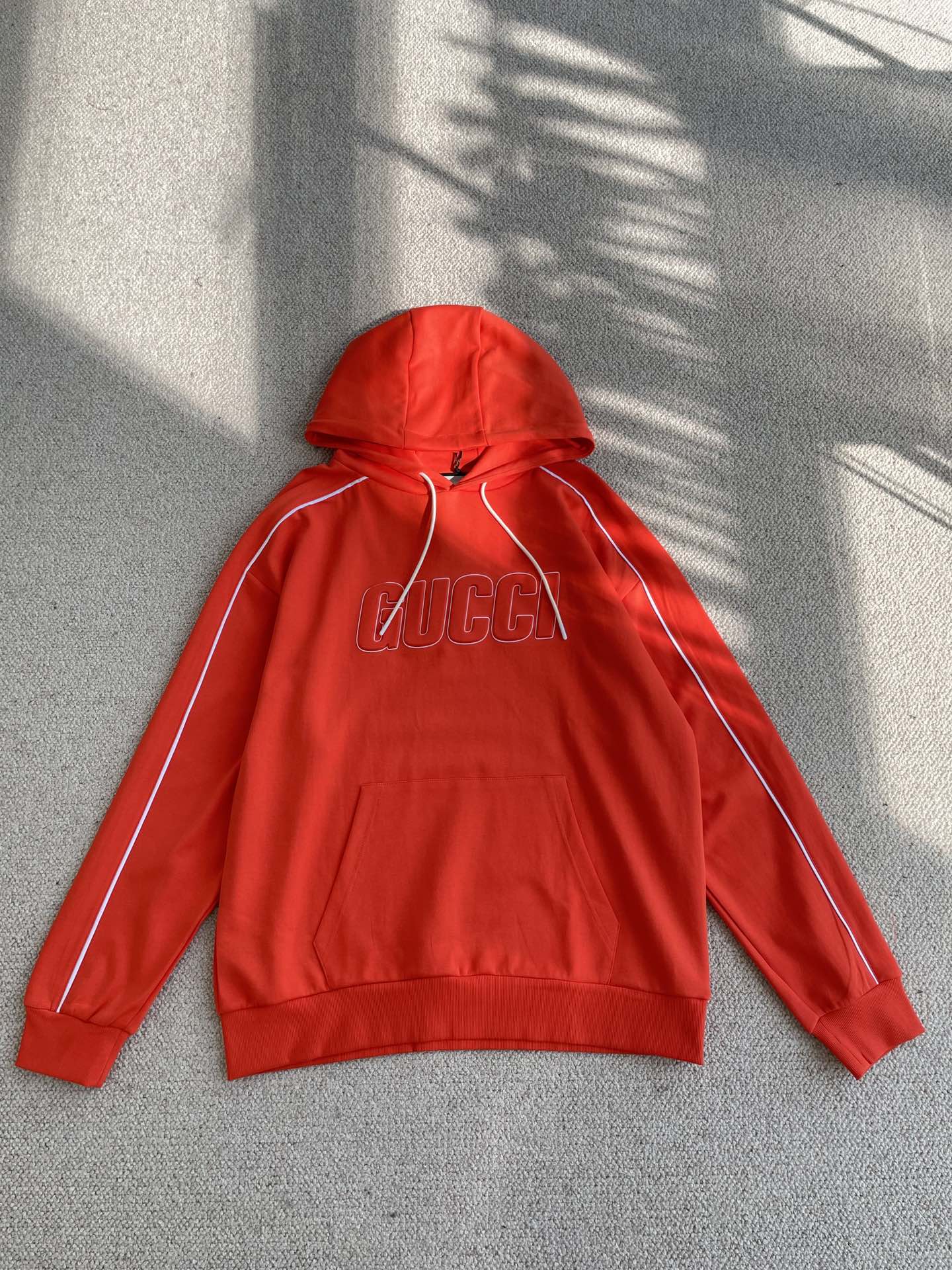 Gucci Wholesale red Cotton Hoodie Mid Weight Brushed Inside Fleece Contrasting Colour Piping Round Neck Long Sleeves Mens Sweatshirt