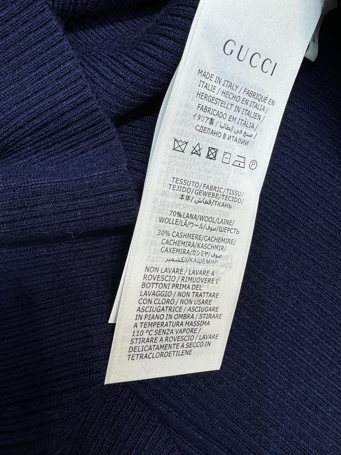 ☆【Gucci】Contrast color striped polo collar knitted cardigan