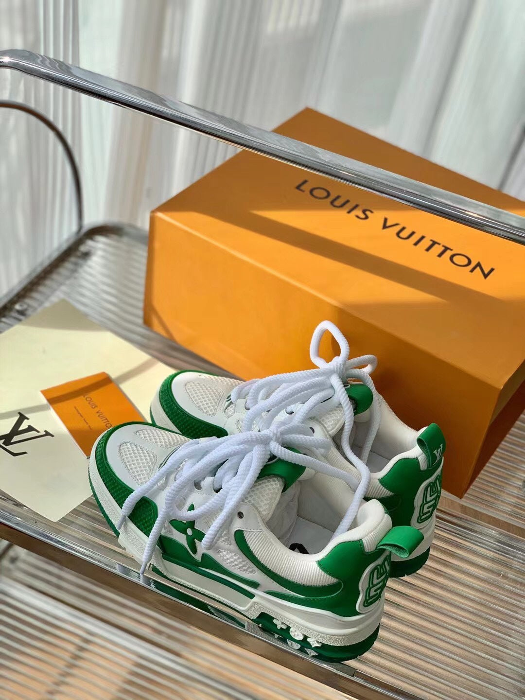 Hot Selling for Spring Lady Gentleman Casual Footwear