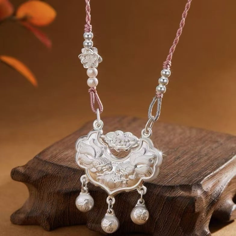 2024 Chinese style vintage Classic little lock bag Vintage hollow top long life baby jewelry women's pendant