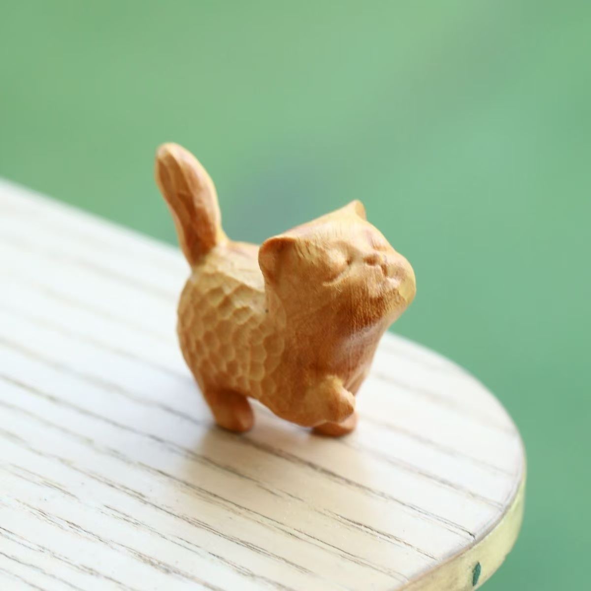 Factory direct cute cure exquisite resin animal small ornaments pieces desktop office bedroom decompression decoration