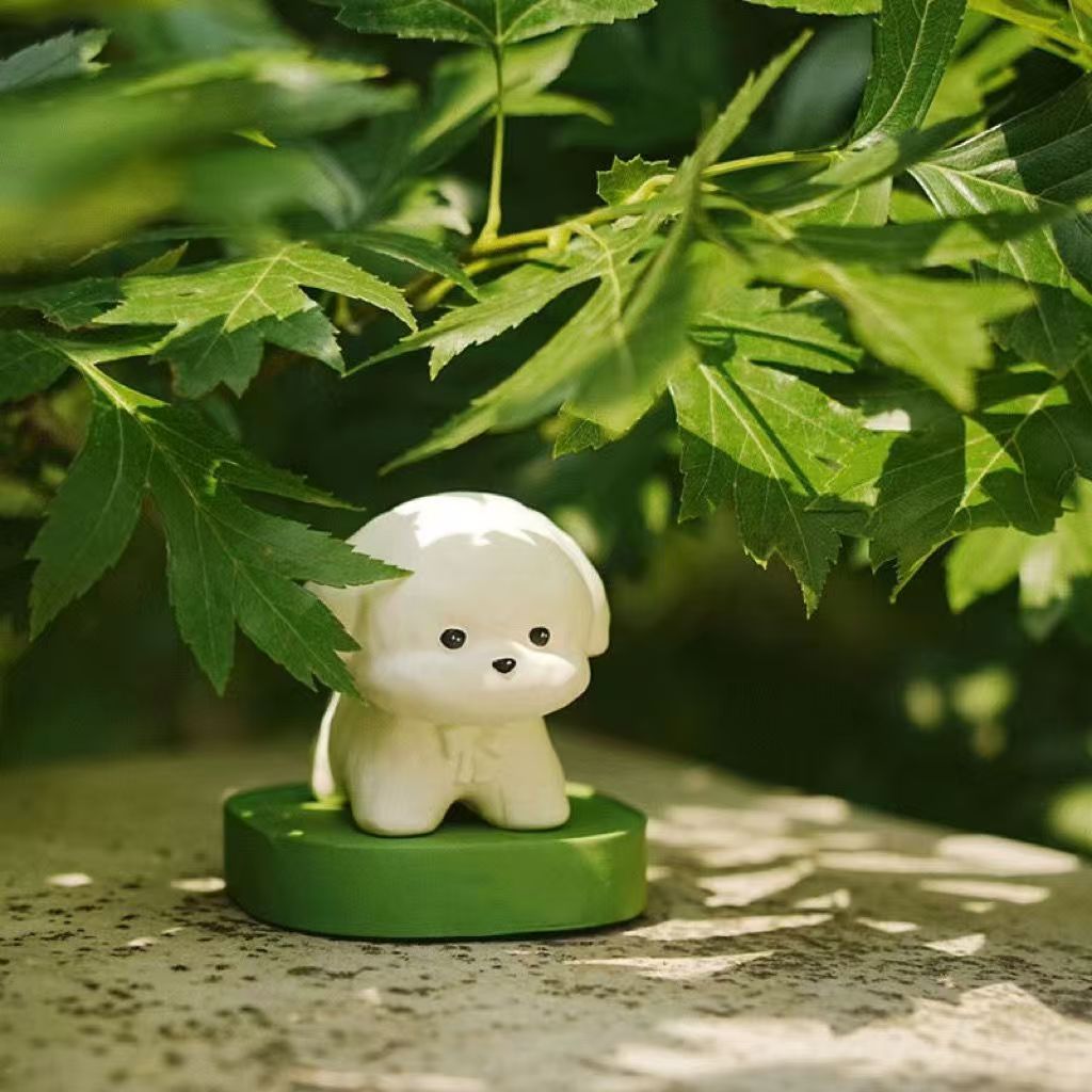 Factory direct cute cure exquisite resin animal small ornaments pieces desktop office bedroom decompression decoration